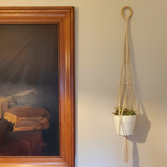 Macrame Plant Hanger / Plant Holder - Picture 6 of 6